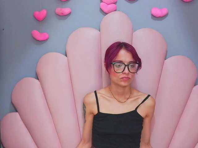 LUCYMILLER live cam on BongaCams