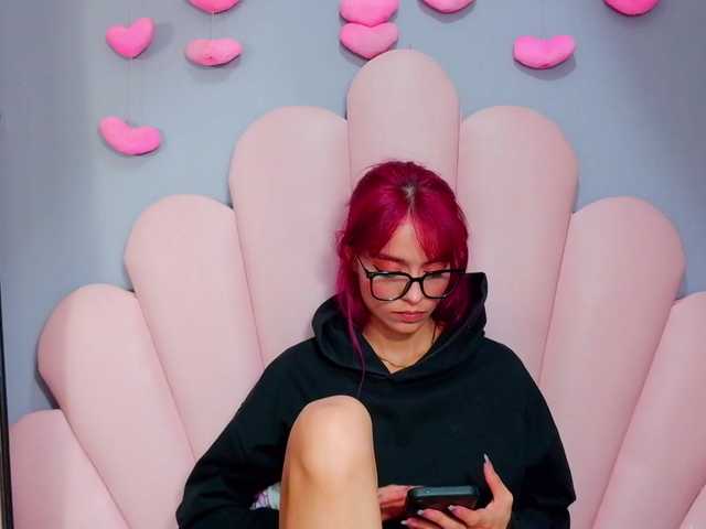 LUCYMILLER live cam on BongaCams
