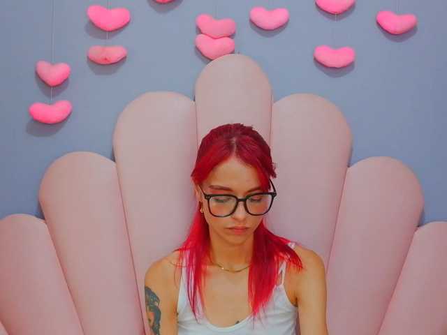 LUCYMILLER live cam on BongaCams