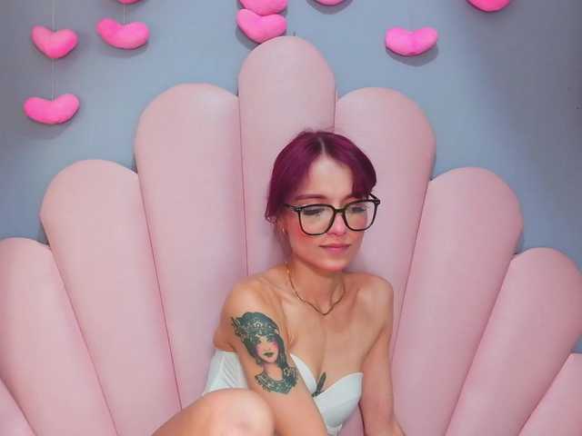 LUCYMILLER live webcam show