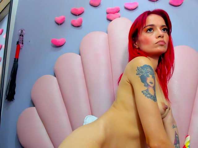 LucyMiller's BongaCams show and profile