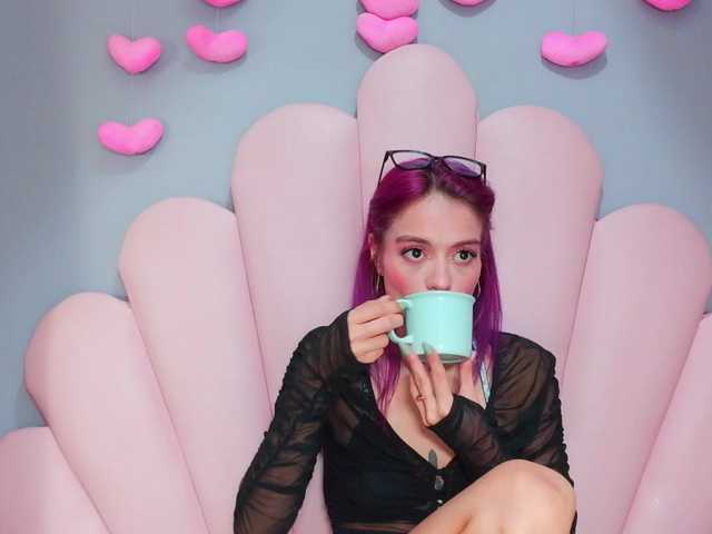 LUCYMILLER live cam on BongaCams