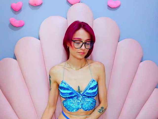 LUCYMILLER live cam on BongaCams