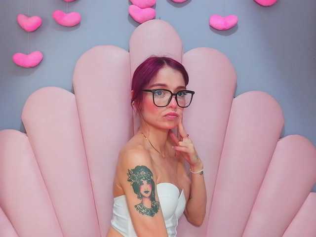 LUCYMILLER live webcam show