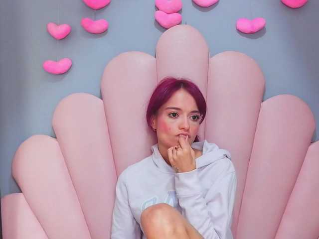 LUCYMILLER live cam on BongaCams