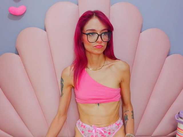 LUCY_MILLER live cam preview
