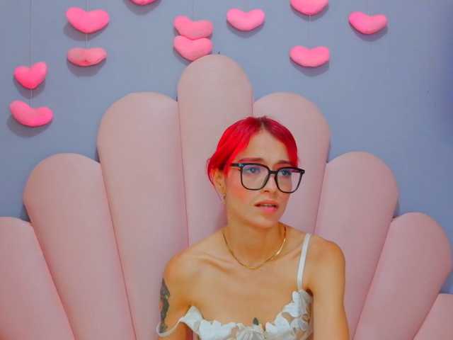 LUCYMILLER live cam on BongaCams