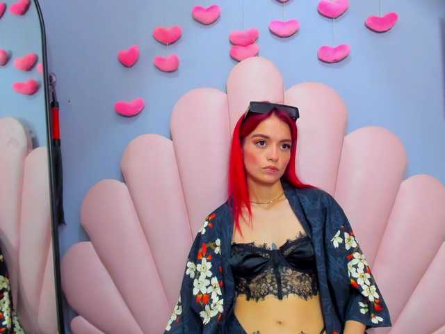 LucyMiller's BongaCams show and profile