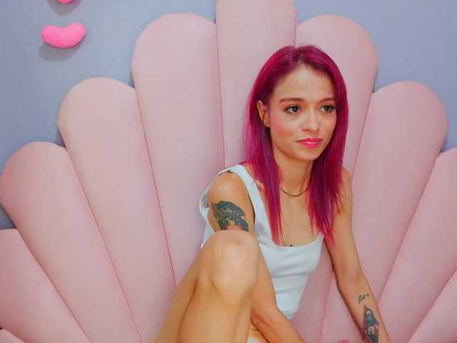 LUCYMILLER live cam on BongaCams