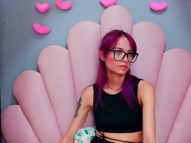 LUCYMILLER live cam on BongaCams