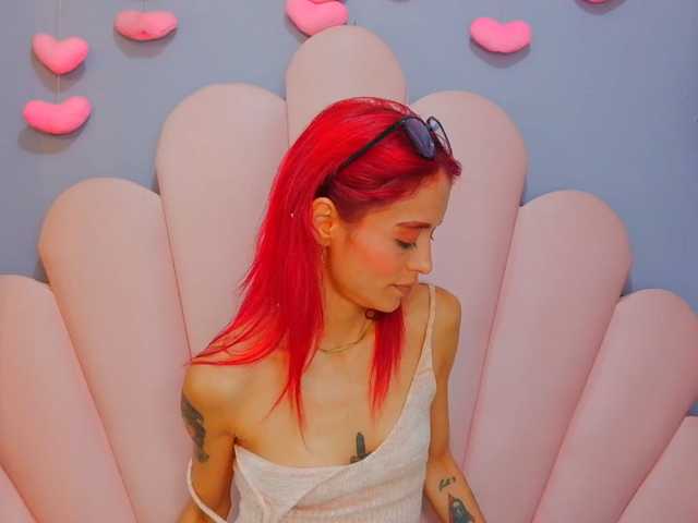 LUCYMILLER live cam on BongaCams
