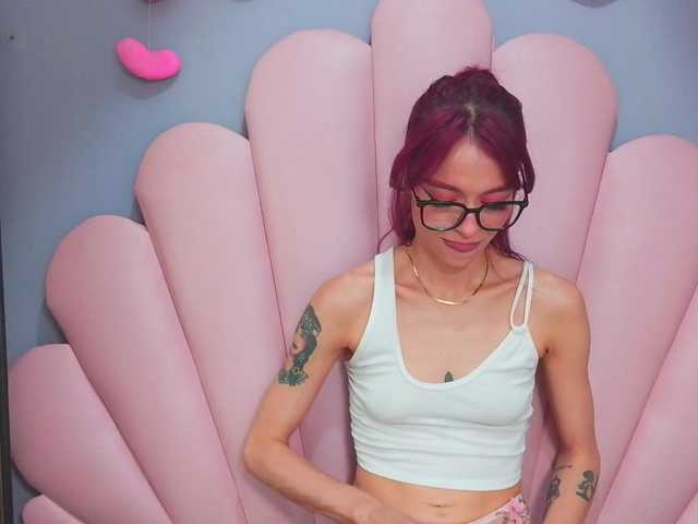 LUCYMILLER live cam on BongaCams