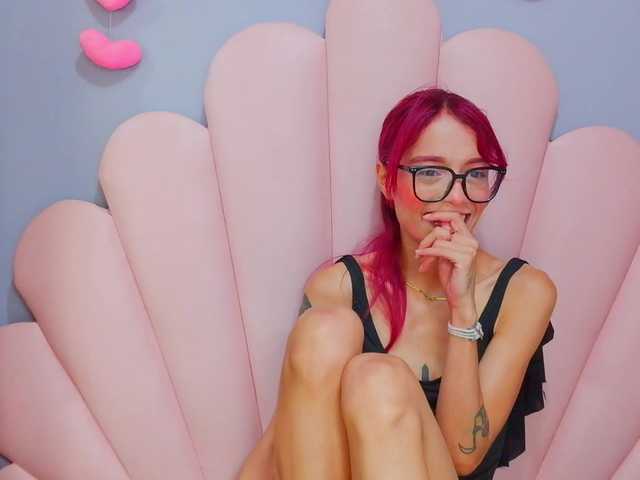 LUCYMILLER live cam on BongaCams