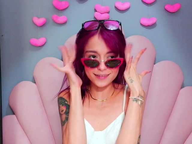 LUCYMILLER live cam on BongaCams