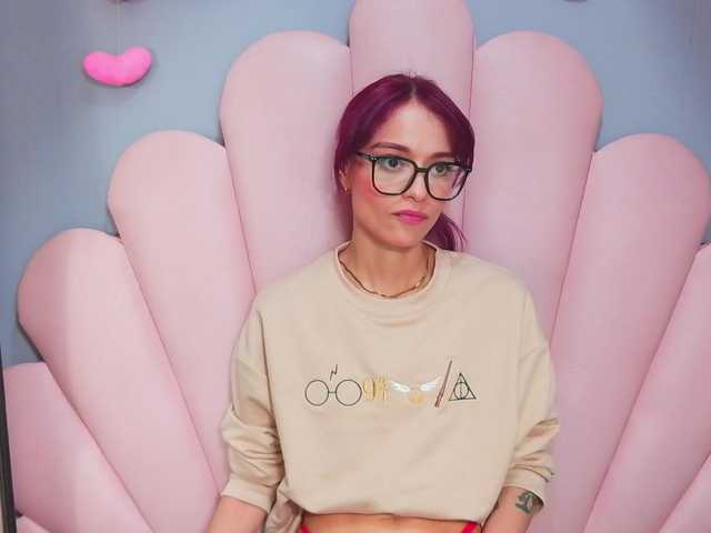 LUCYMILLER live cam on BongaCams