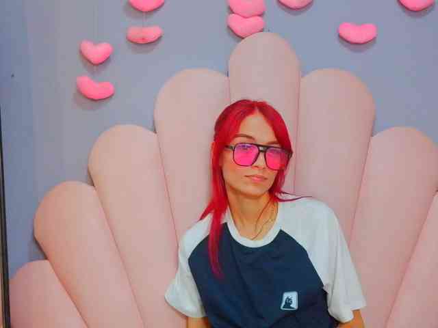 LUCY_MILLER webcam