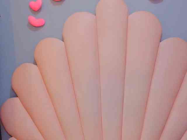 LUCY_MILLER