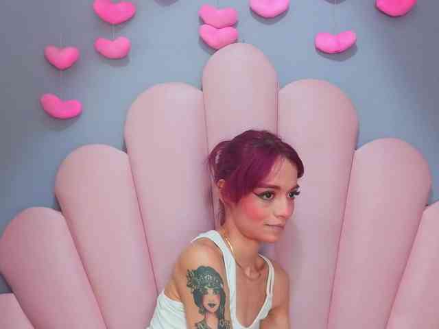 LUCYMILLER - Girl 