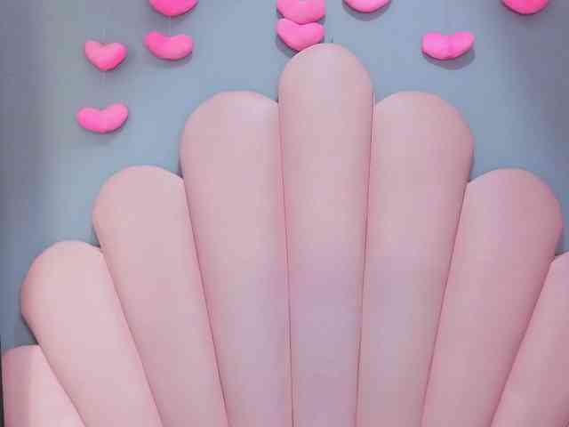 LUCY_MILLER