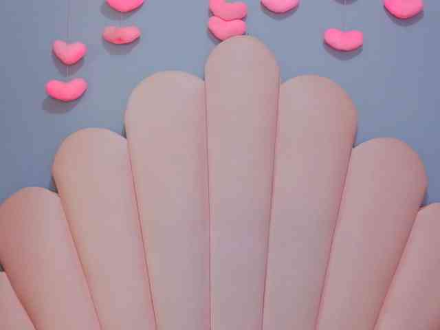 LUCY_MILLER
