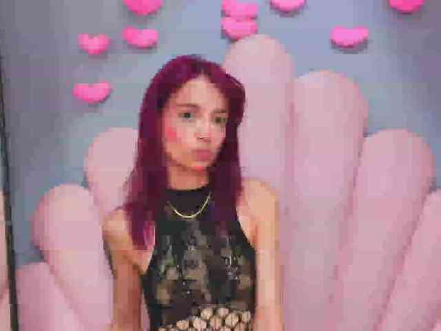 LUCY_MILLER webcam