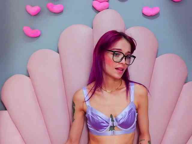 Model: LUCY_MILLER