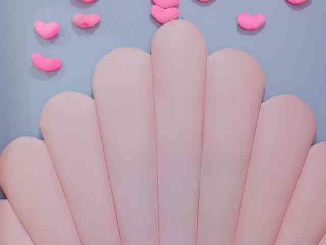 LUCY_MILLER