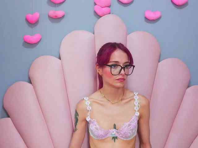 LUCYMILLER - Girl 