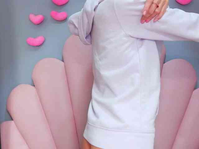 LUCY_MILLER webcam
