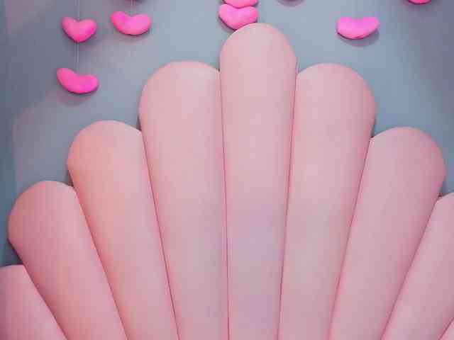 LUCY_MILLER