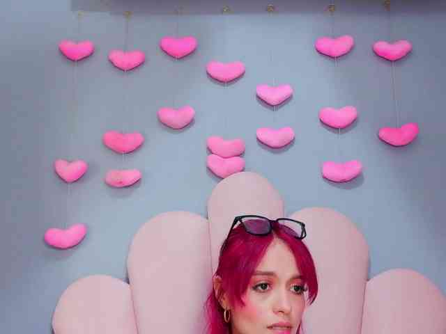 LUCYMILLER Live Webcam on BongaCams