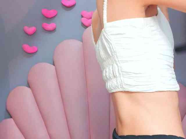 LUCYMILLER Live Webcam on BongaCams