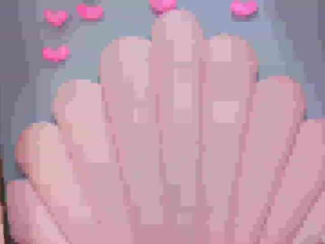 LUCY_MILLER webcam