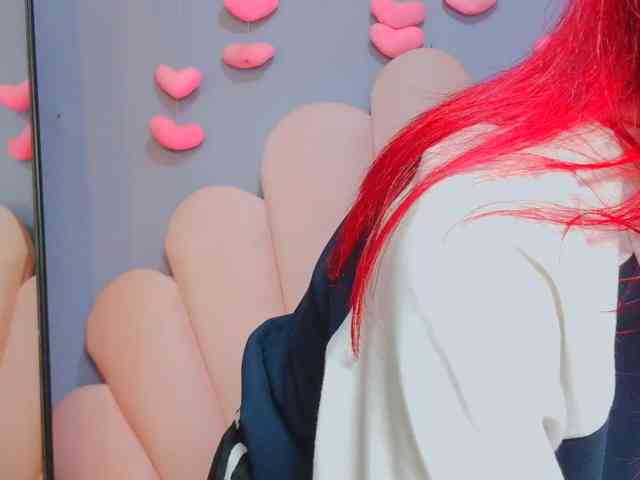 LUCY_MILLER webcam