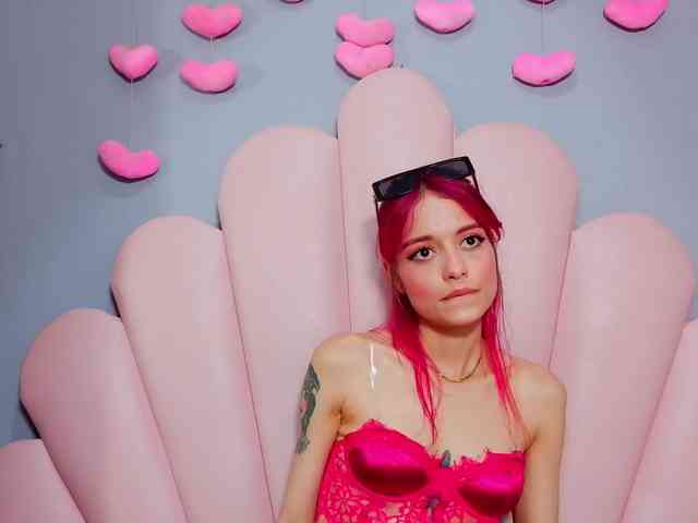LUCY_MILLER