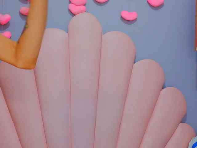 LUCY_MILLER