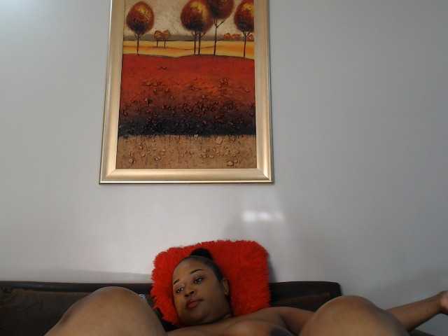 AfricanRose, BongaCams üzerinde canlı