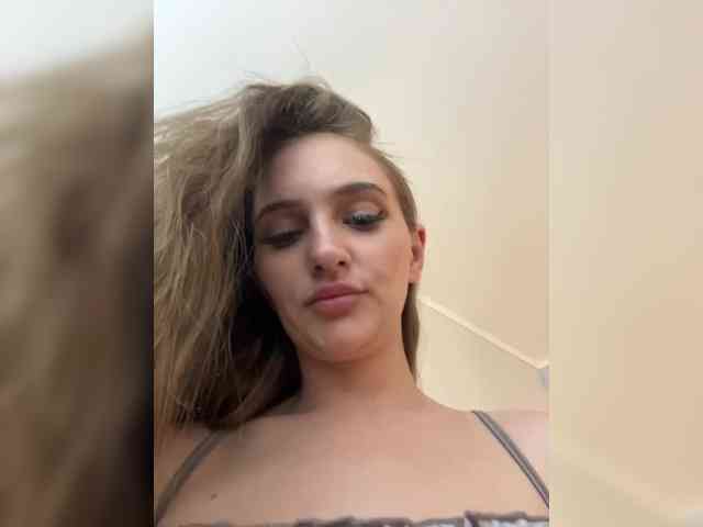 PamelaXXs webcam