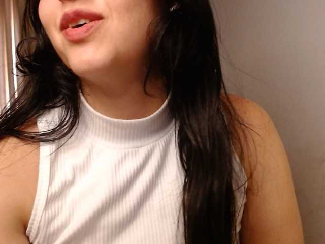 Abigailstone69 live cam on BongaCams
