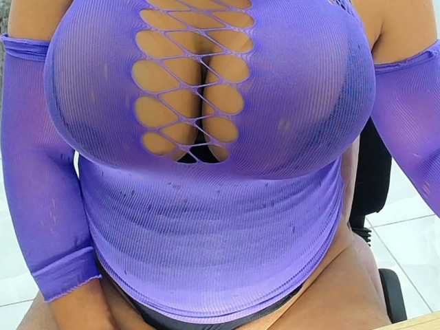 alicehugecock