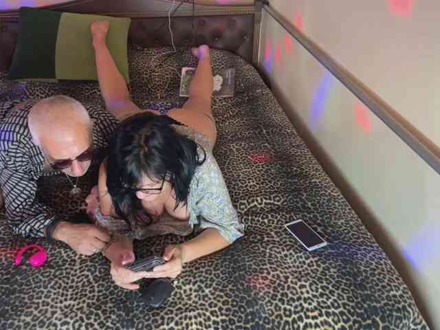 StellarTeam Sex Cam Show