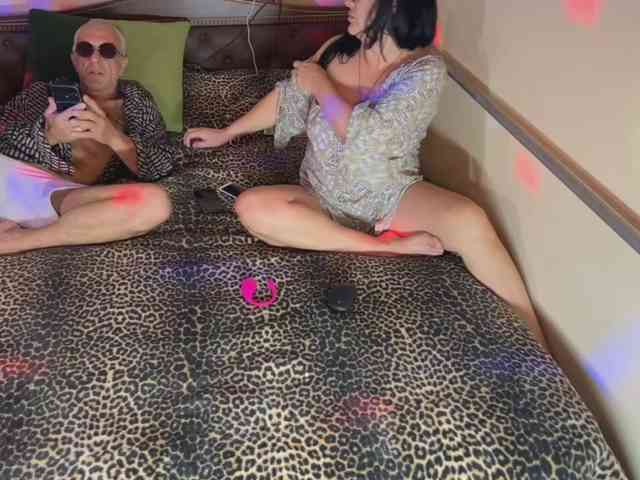 StellarTeam Sex Cam Show