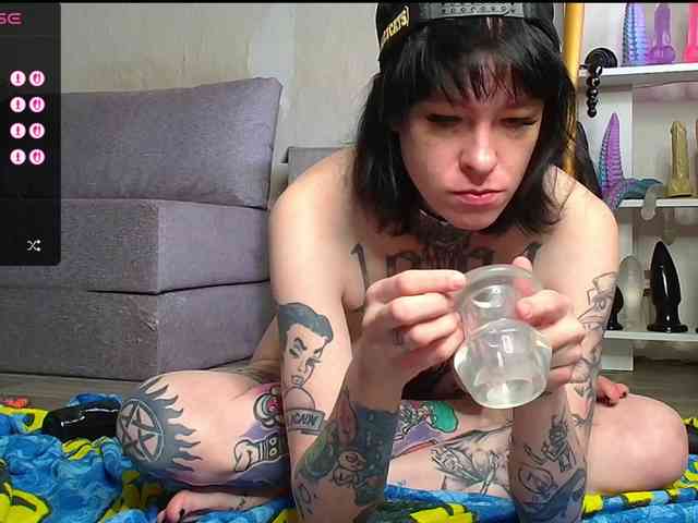 ArinaTheKink webcam
