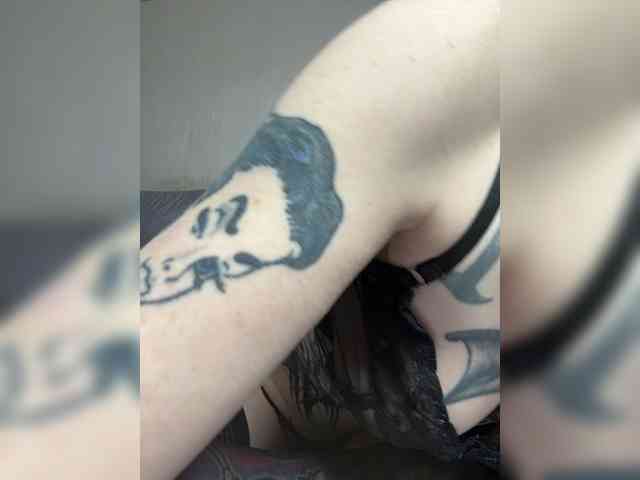 ArinaTheKink webcam