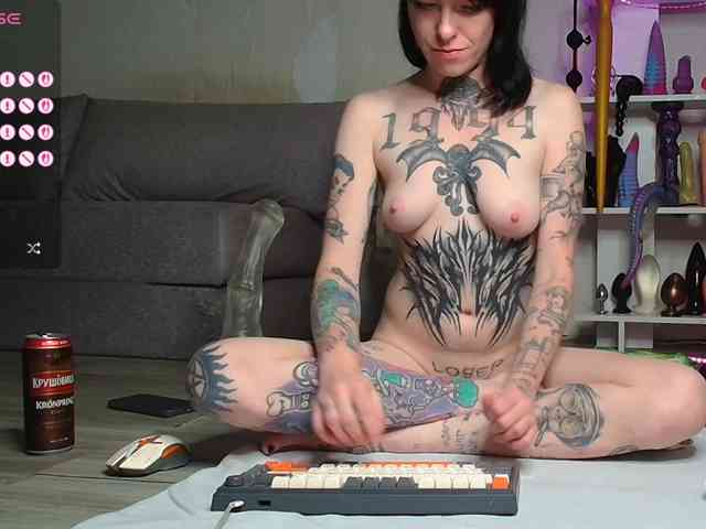 ArinaTheKink webcam