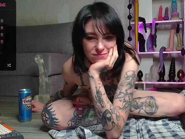 ArinaTheKink webcam