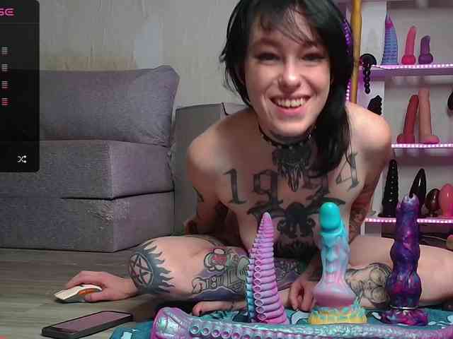 ArinaTheKink webcam