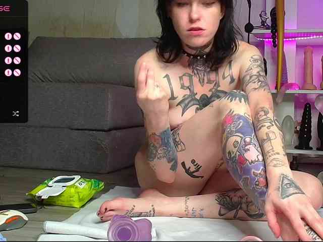 ArinaTheKink webcam
