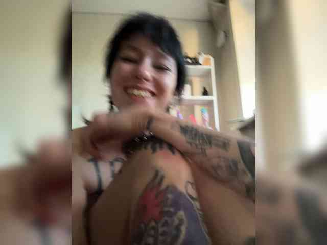 ArinaTheKink webcam