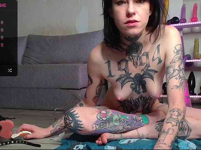 ArinaTheKink webcam